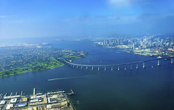 Letecký pohled na pobřeží ostrova coronado, san diego — Stock fotografie