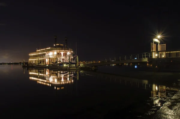 Rivierboot in mission bay, san diego — Stockfoto