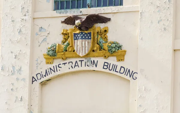 Alcatraz Administration Building, San Francisco, California — Stock Photo, Image