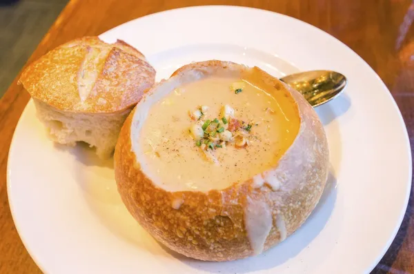 Sourdough Clam Chowder — Stock Photo, Image