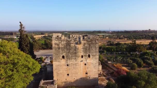 Aerial Drone Close Footage Medieval Castle Kolossi Situated South Cyprus — Stock video