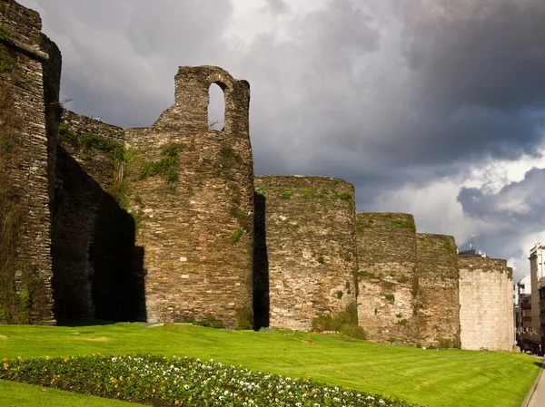 Rzymskie mury Lugo. Światowego Dziedzictwa UNESCO — Zdjęcie stockowe