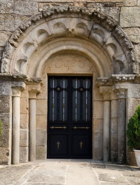 Romanesk kilise santa maria de lampai teo içinde