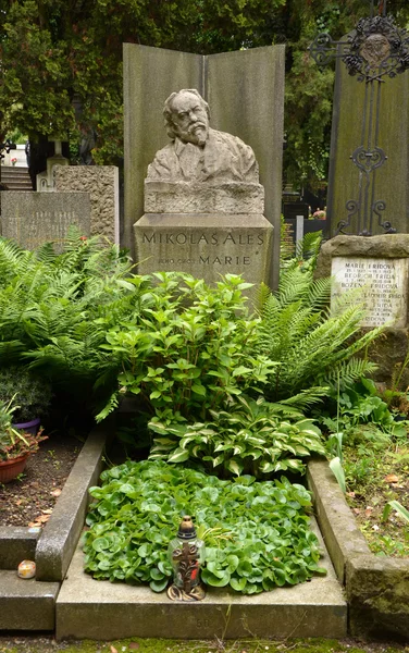 PRAGUE - JUN 5: Last resting place of Mikolas Ales — Stock Photo, Image