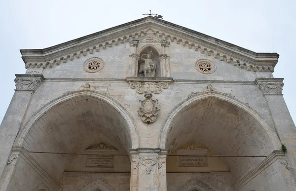 Sanktuarium monte Sant'Angelo — Zdjęcie stockowe