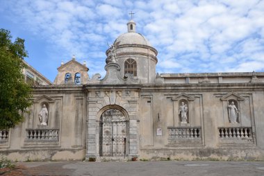 vico del gargano içinde san pietro Kilisesi