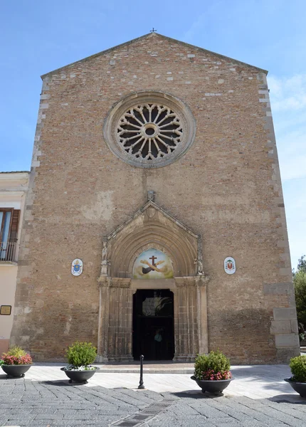 En kyrka i san francesco antonio fasani — Stockfoto