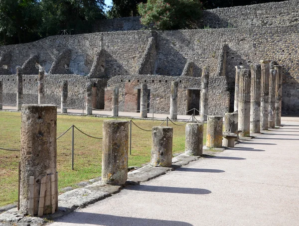 Een deel van gladiator barakken in pompeii — Stockfoto