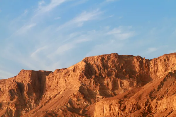 Mountain and sky — Stock Photo, Image