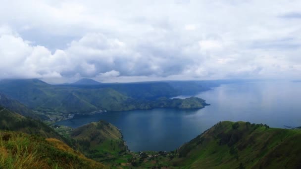 Visa lake toba — Stockvideo