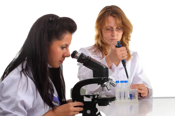 Students working in laboratory — Stock Photo, Image