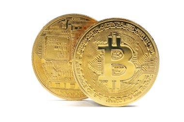 Beyaz arkaplanda izole edilmiş altın bitcoin