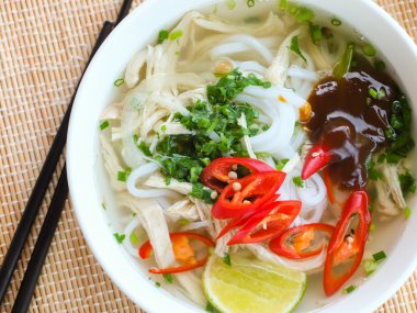 Asya tavuk pilav şehriye çorbası