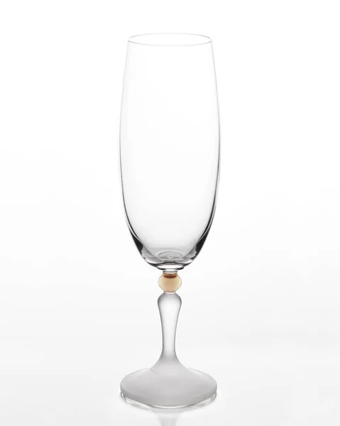Пустой Бокал Шампанского Белом Фоне Стеклянная Чаша Прозрачна Ствол Стекла — стоковое фото