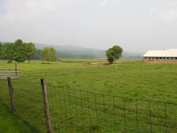 Uma fazenda da Nova Inglaterra — Fotografia de Stock