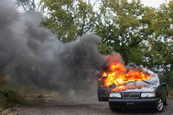Samochodowe ognia — Zdjęcie stockowe