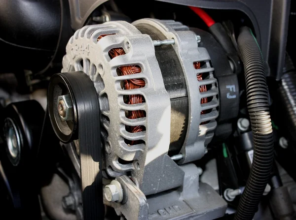 Otomotiv alternatör