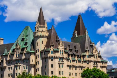 Ottawa's Old Château Laurier Hotel