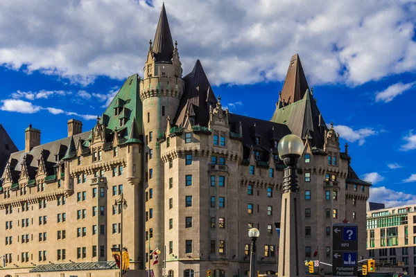 Ottawa's Old Château Laurier Hotel — Stockfoto