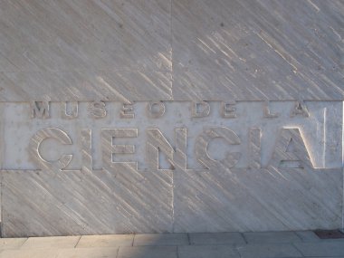 Bilim Müzesi işareti.