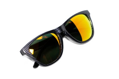 Beyaz arka planda izole edilmiş modern moda güneş gözlüğü görüntüsü, Gözlükler.