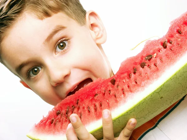 Ragazzo della frutta . — Foto Stock