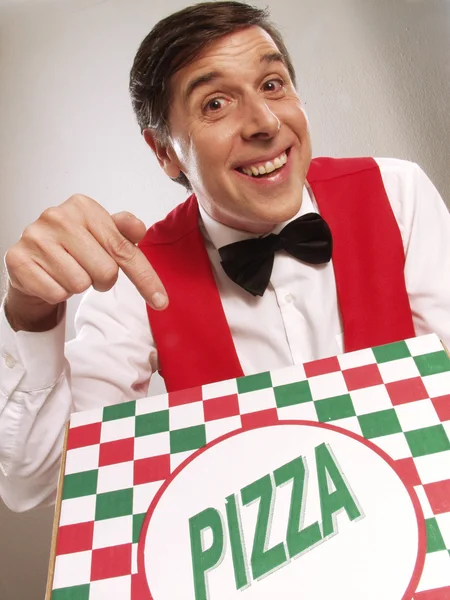 Pizza delivery man holding pizza box — Stock Photo, Image