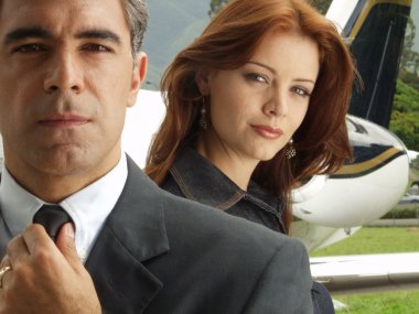 özel bir jet binmeden önce iş