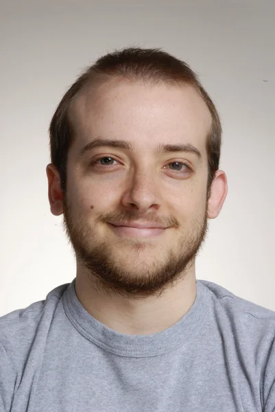 Expressive and happy young man portrait.Man paying attention. — Stock Photo, Image