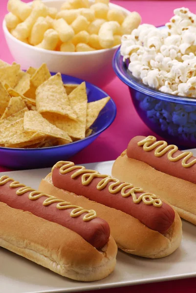 Hot dog and junk food — Stock Photo, Image
