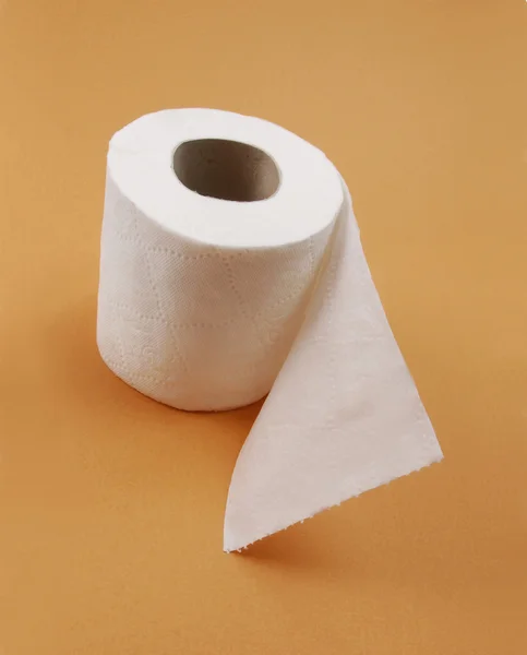 Um rolo de papel higiênico — Fotografia de Stock