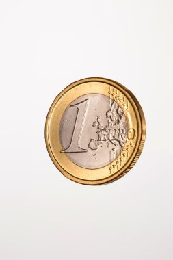bir euro para