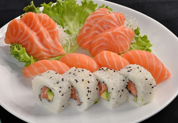 Peixe de salmão sushi — Fotografia de Stock