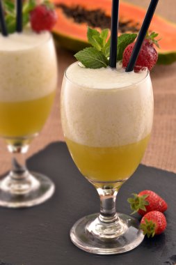 meyve kokteyli içki ve meyve punch