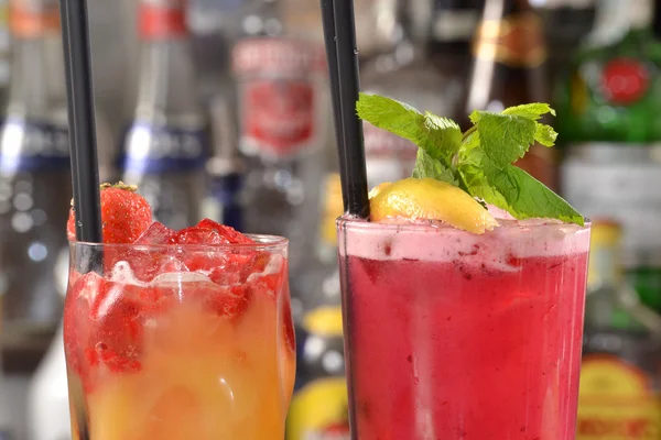 Tropische cocktails. — Stockfoto