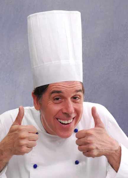 Felice Chef Facendo Segno Positivo Ritratto — Foto Stock