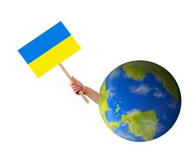 Ukrayna bayrağını tutarak Dünya gezegeninden teslim olmak için yardım istiyor. Ukrayna savaş krizi. konsept. (Dünya, fotoğrafçı tarafından düzenlenmiş fiziksel bir el yapımı model ve dijital iletidir.)