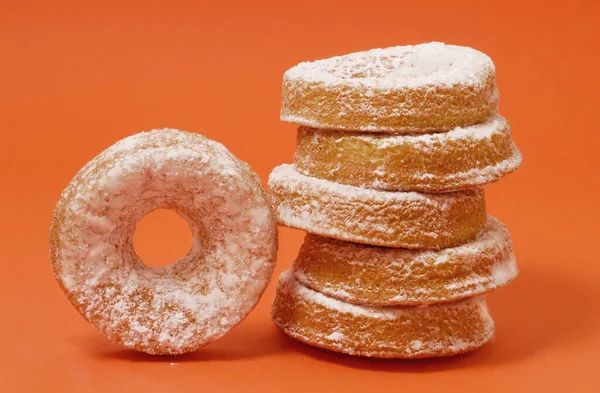 Donut Vanilla Pump Cake Orange Background — Stock Photo, Image