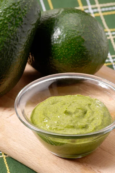 Avocado Guacamole Sahne Sauce Schüssel — Stockfoto