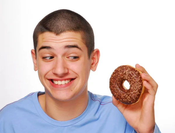 Glückliches Kind Isst Schokolade Donuts Porträt Auf Weiß — Stockfoto