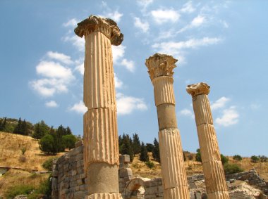 Efes Antik sütun 3