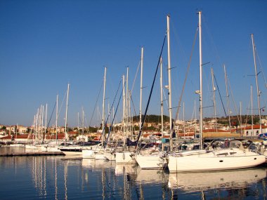 Yatlar 1