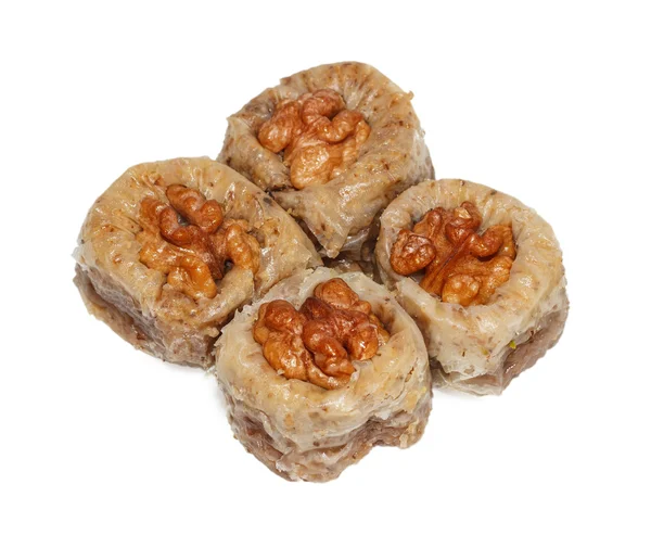 Čtyři baklava s vlašskými ořechy — Stock fotografie