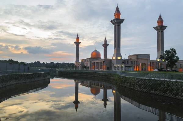 Riflessione moschea — Foto Stock