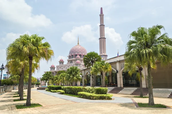 Putra moskén på putrajaya, malaysia — Stockfoto