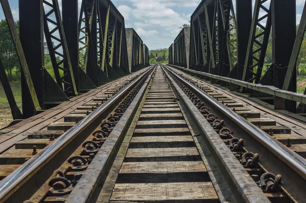 Old railway bridge — Stock Photo, Image