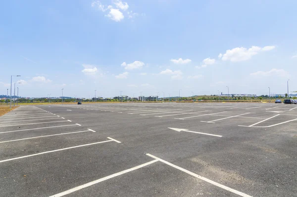 Empty parking lot — Stock Photo, Image