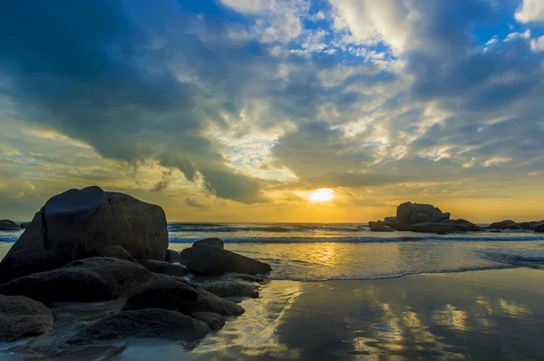 Schöner Sonnenaufgang — Stockfoto