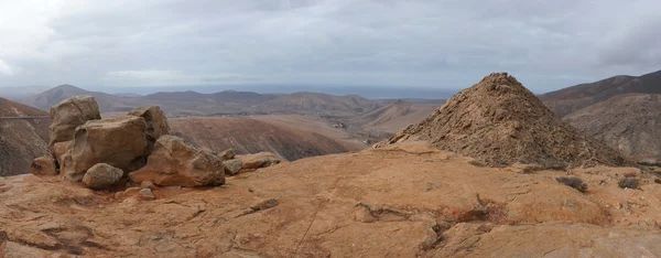 Panorama delle colline vulcaniche, Fuerteventura, Isole Canarie — Foto Stock