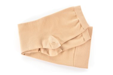 tıbbi kompresyon çorapları beyaz zemin üzerine.